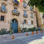 Arte In Piazza Centro *